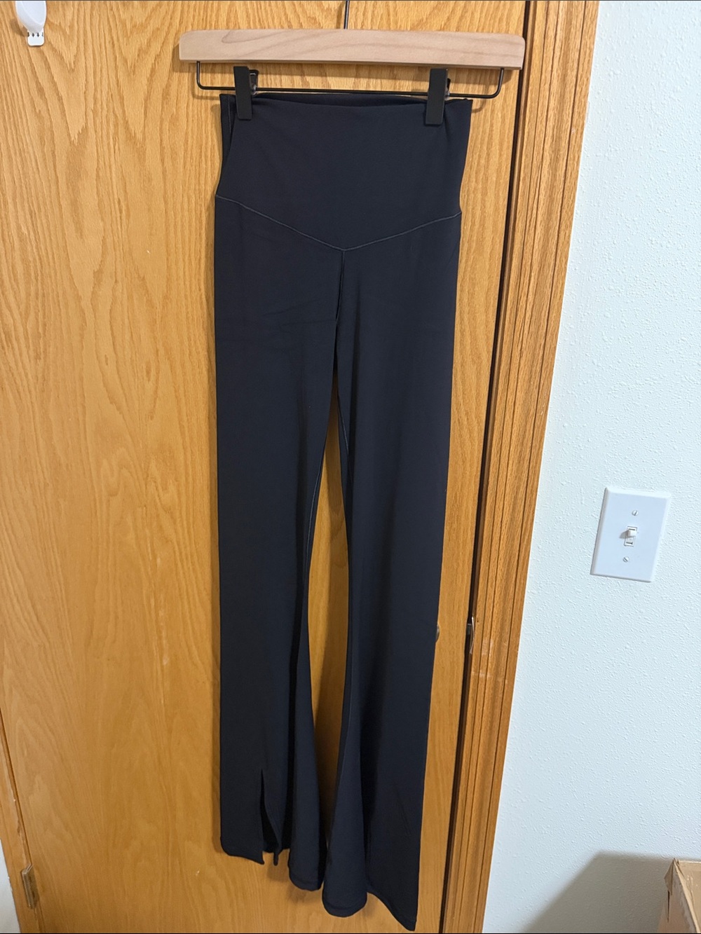 aerie (Long Length) Black Flare Leg High-Rise Yoga Pants w/slits
